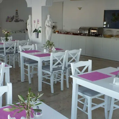 מלון Gorgona Mykonos Town