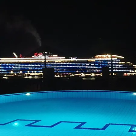 コリゴナ ホテル 2*