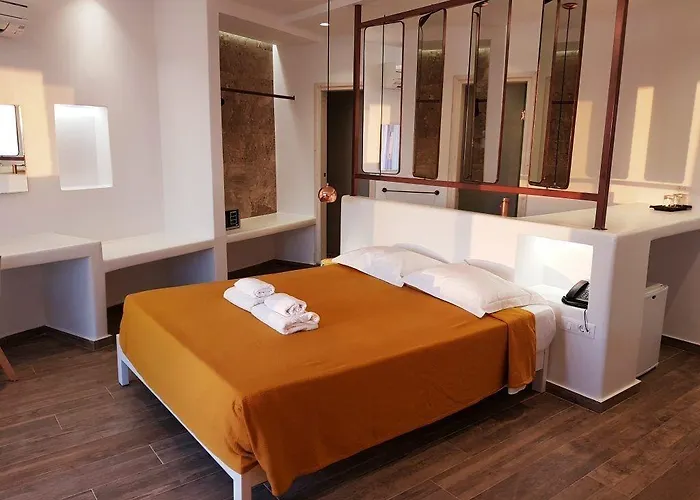 Gorgona Mykonos Town