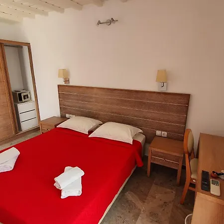 Отель Gorgona Mykonos Town
