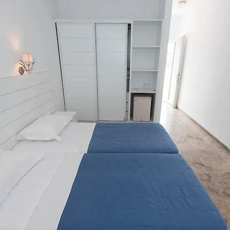 Gorgona Отель Mykonos Town