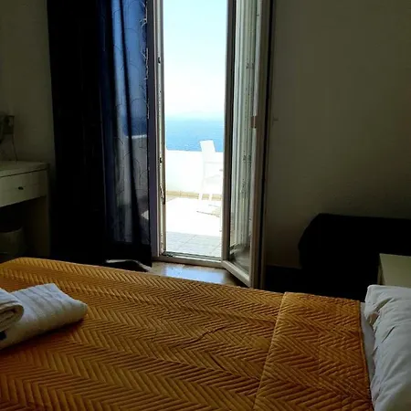Gorgona Отель Mykonos Town