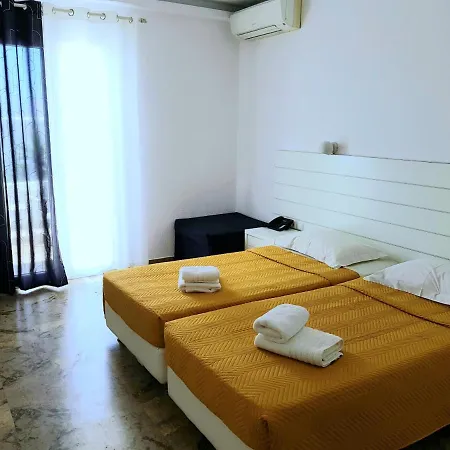 γοργόνα Ξενοδοχείο 2*